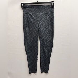 SWEATY BETTY Zero Gravity High Rise 7/8 Athletic Leggings Black Blue Small